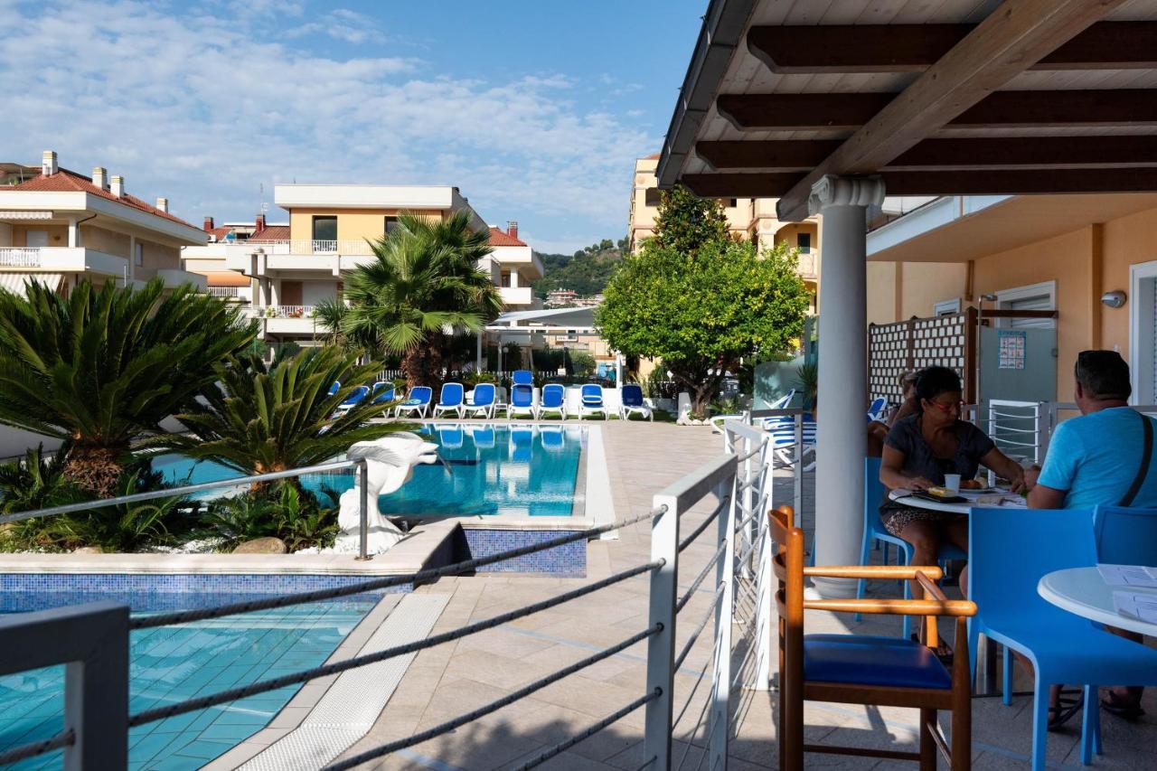 Hotel Paradiso 그로타마레 외부 사진